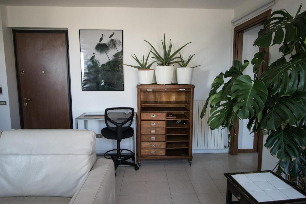 The Little Penthouse Apartamento Seregno Exterior foto